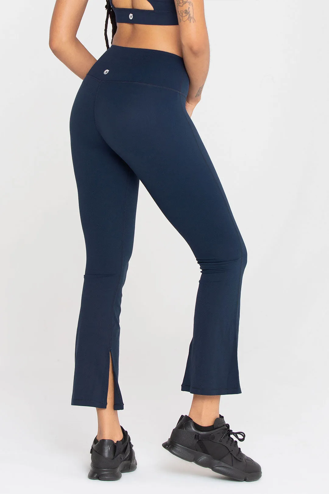 7/8 High-Waist Split-Hem Flare Legging with Reflective Logo 25.5"