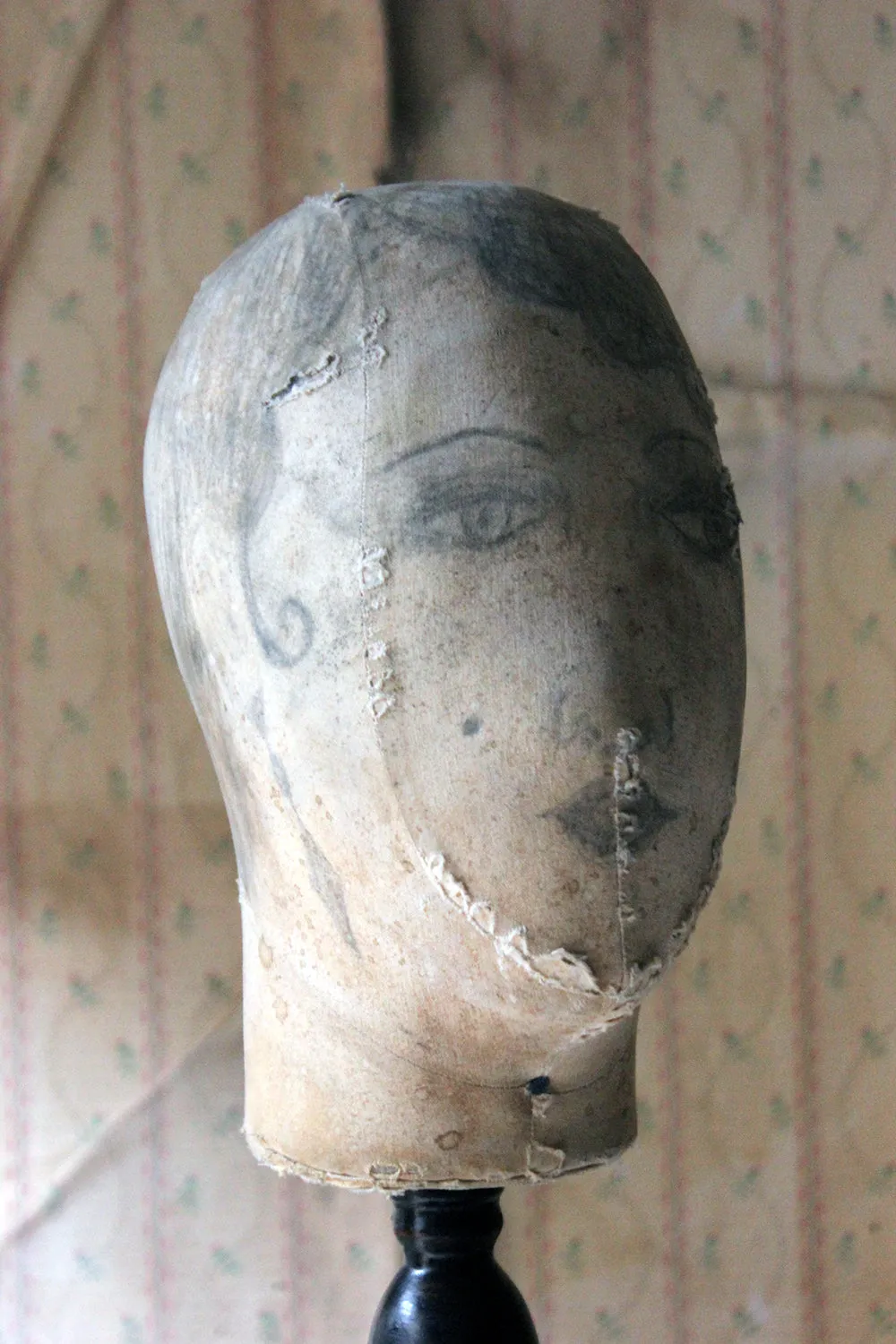 A Decorative Pair of Mannequin Shop Display Heads as a Flapper & Dandy
