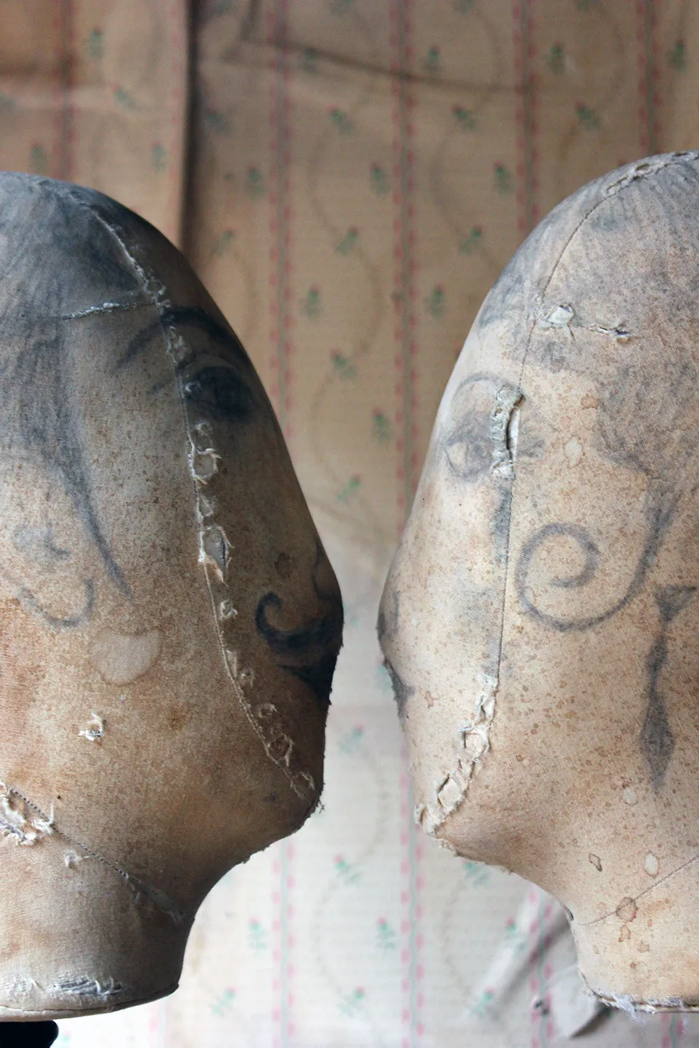 A Decorative Pair of Mannequin Shop Display Heads as a Flapper & Dandy