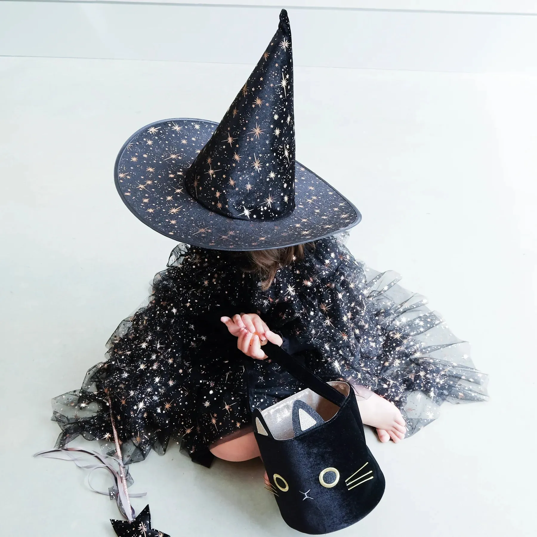 Aurora witch hat