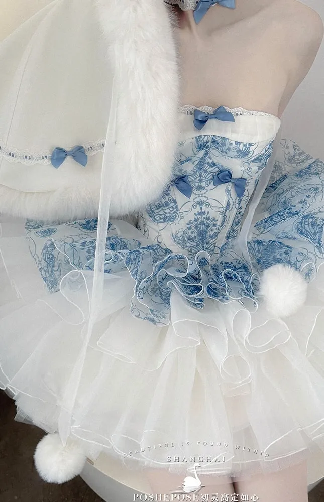 Blue and White Porcelain Strapless Corset Dress   Plush Trimming Hooded Cape