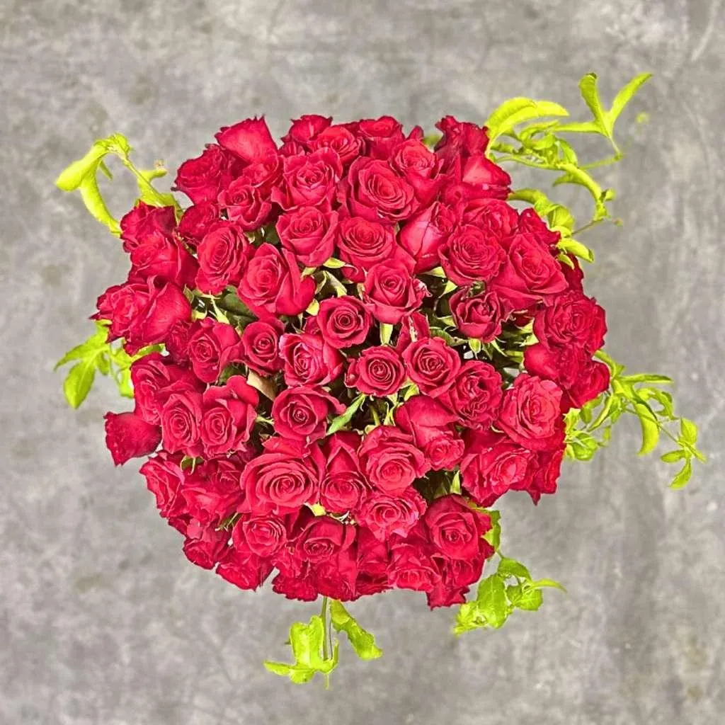 Golden Majesty Red Rose Flower Arrangement