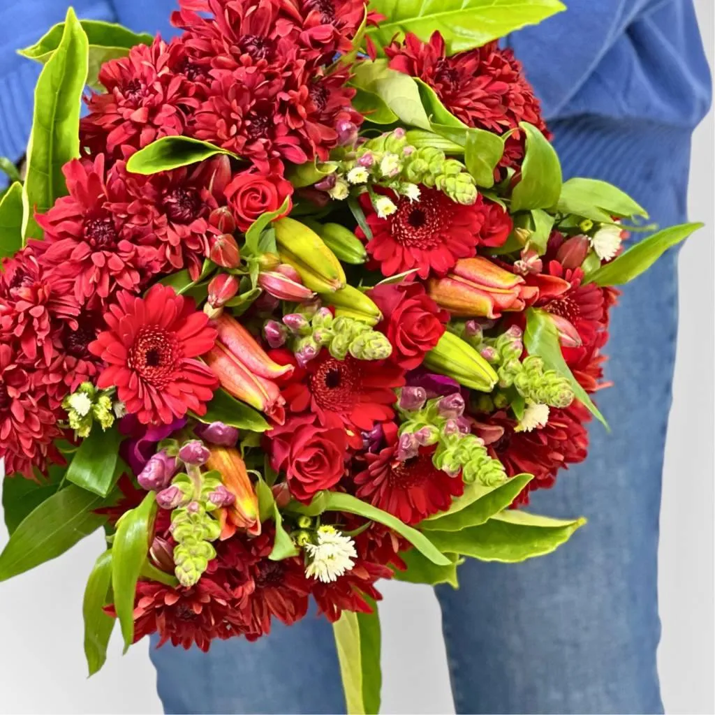 Red Petal Poetry Bouquet