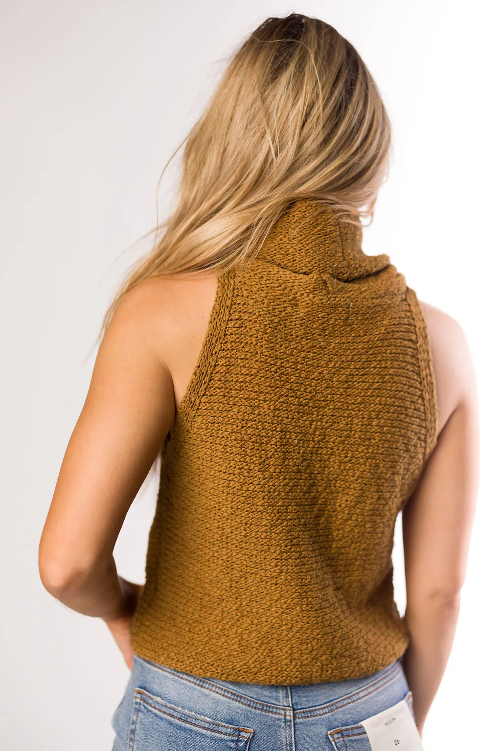 Salma Sweater Crop Top in Coffee