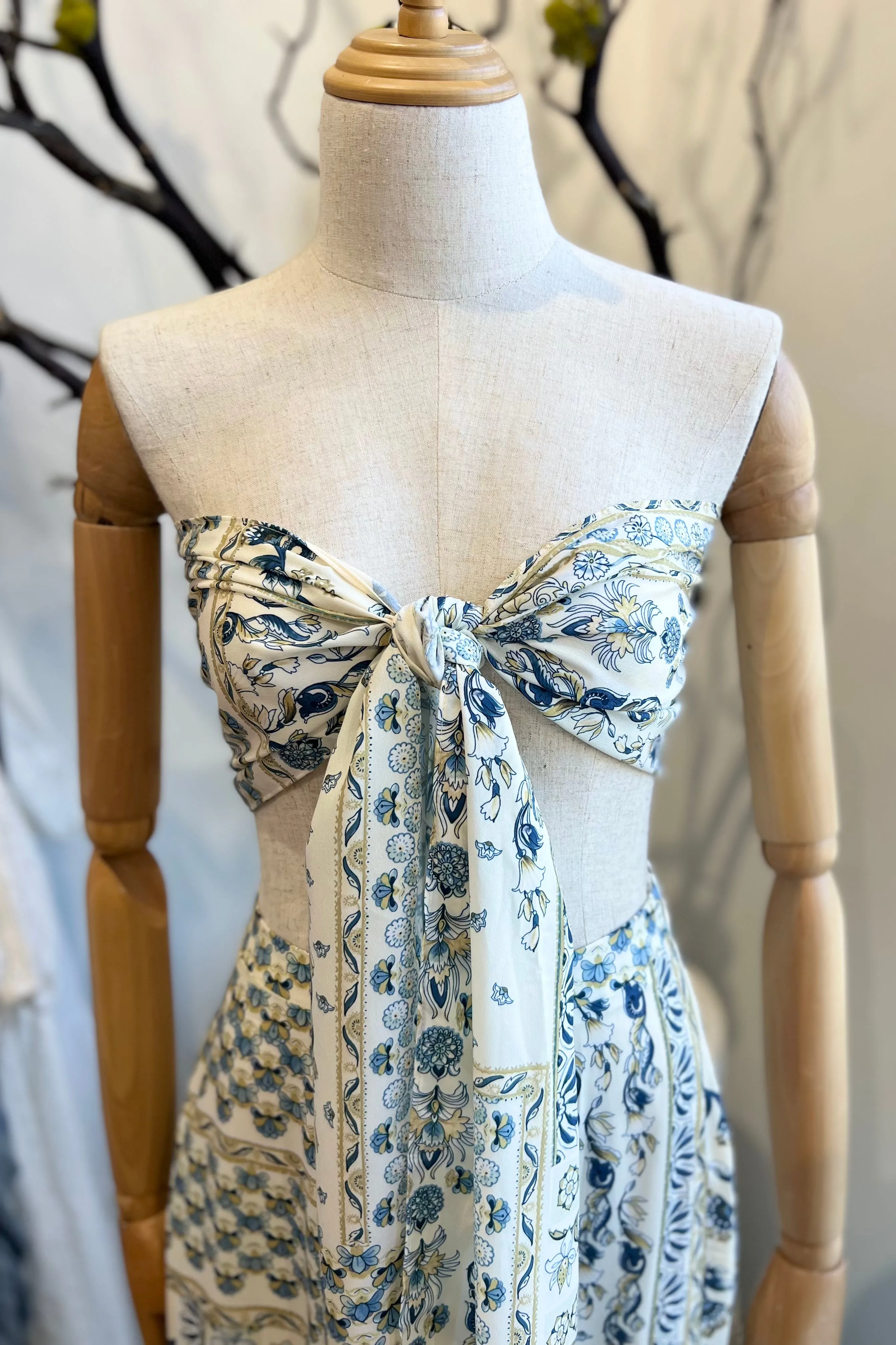 VIA ROMA TIE FRONT CROP TOP