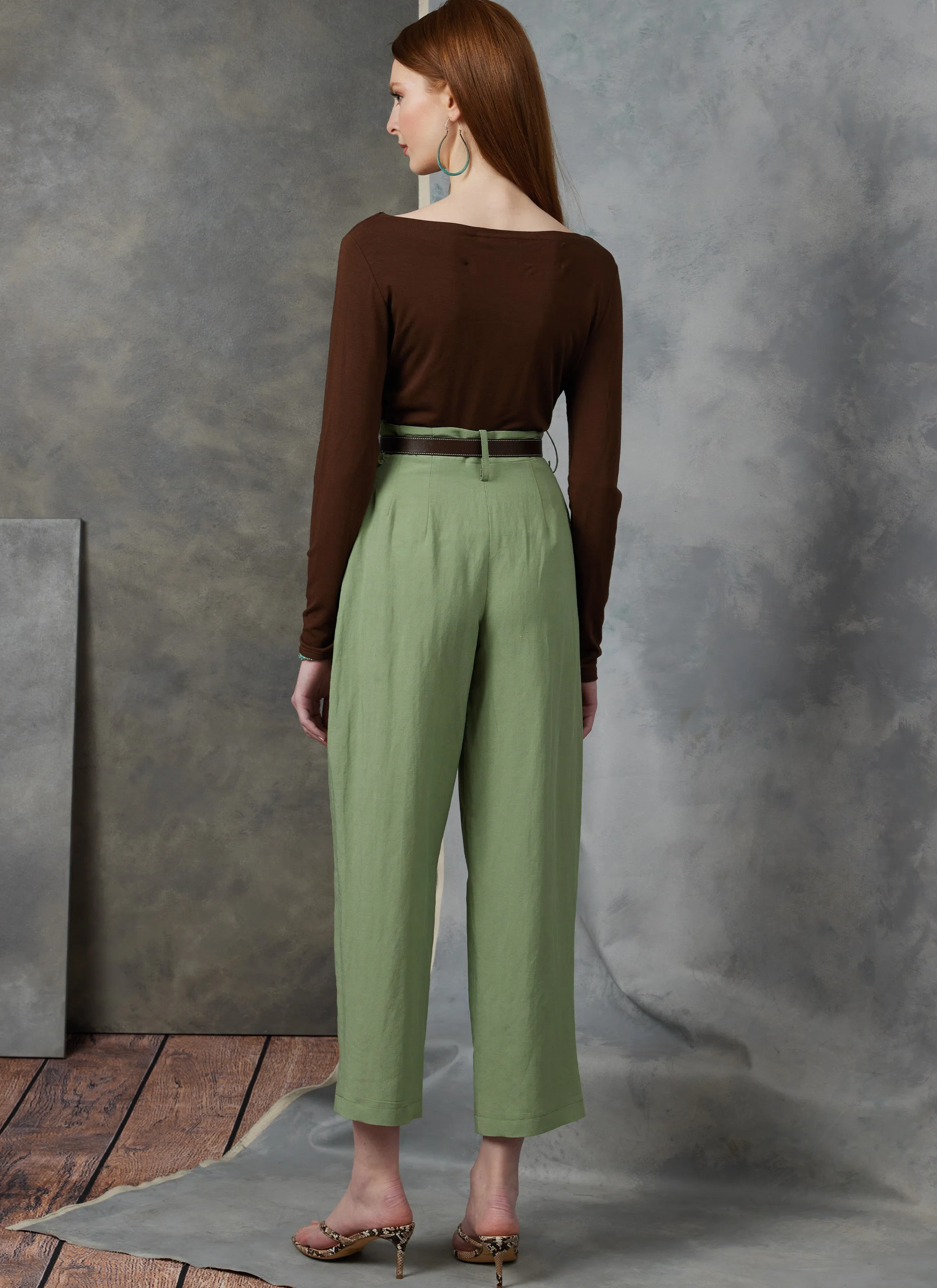 Vogue Pattern V1900 Misses' Shorts & Pants